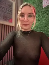 The_Snowwhitee stripchat stream image, 04.02.2025 19:10