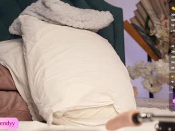 shiny_lily chaturbate stream image