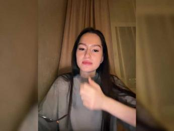 whiteTEA bongacams stream image