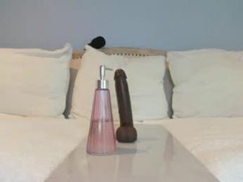 eatmygingersnapps chaturbate stream image