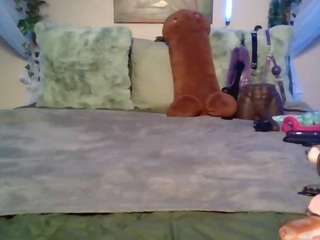 lovely-brown94 camsoda stream image