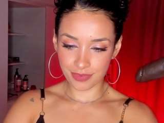dani-moore camsoda stream image, 11.04.2025 23:00
