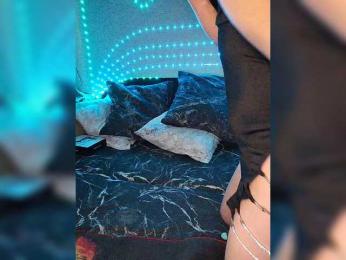 2Laski2 bongacams stream image