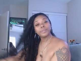 siennadivyne camsoda stream image