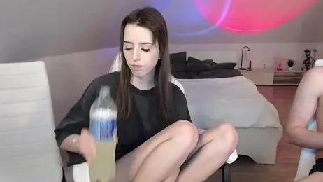 -Yummybabes- stripchat stream image, 14.04.2025 15:10