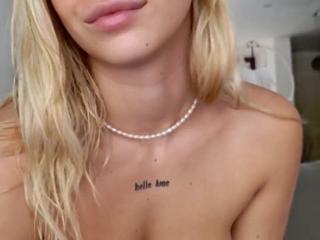 Maci Reynolds flirt4free stream image, 14.04.2025 23:00