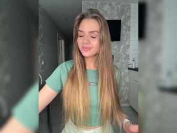 SweetyMia bongacams stream image, 17.04.2025 09:00