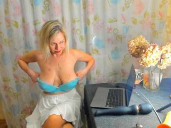 Milfa_hot bongacams stream image, 17.04.2025 19:40