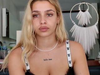 Maci Reynolds flirt4free stream image, 18.04.2025 23:30