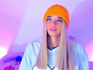 Scarlet Bridge flirt4free stream image, 20.04.2025 19:20
