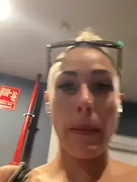 petrouchkaaa_ stripchat stream image, 21.04.2025 08:20