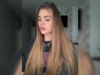 SweetyMia bongacams stream image, 06.02.2025 08:00