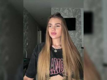 SweetyMia bongacams stream image, 06.02.2025 08:00