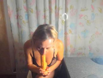Milfa_hot bongacams stream image, 21.04.2025 19:00