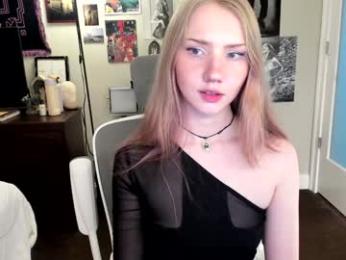 eve003300 chaturbate stream image, 21.04.2025 22:10