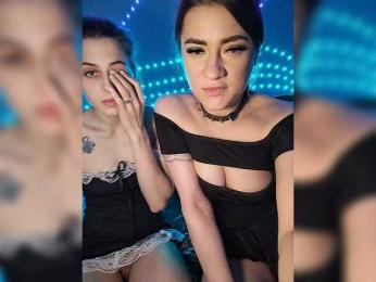 2Laski2 bongacams stream image