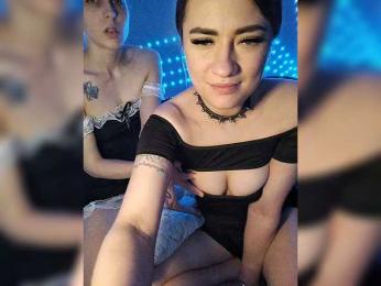2Laski2 bongacams stream image