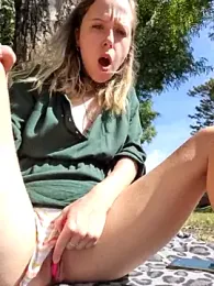 Public_Katrisha stripchat stream image, 22.04.2025 15:10