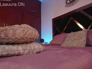 laauura camsoda stream image, 24.04.2025 00:40