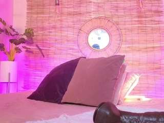 lady-brownn camsoda stream image, 24.04.2025 11:30