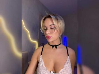 Mila-m bongacams stream image, 24.04.2025 19:00