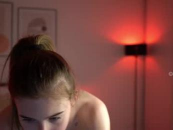 chloewildd chaturbate stream image, 26.04.2025 16:30