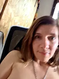 Lina_lou4 stripchat stream image, 27.04.2025 11:20