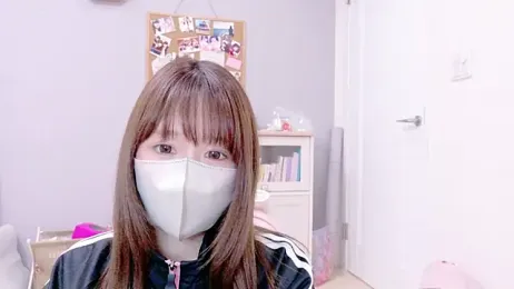 Yui-Ch stripchat stream image, 28.04.2025 03:50