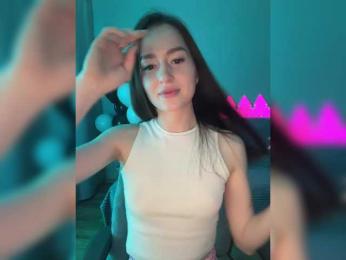 whiteTEA bongacams stream image