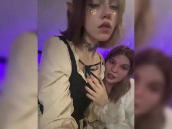 Molly-and-Ewa bongacams stream image, 29.04.2025 17:30
