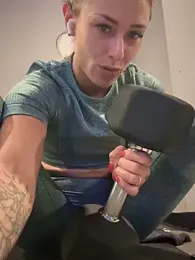 petrouchkaaa_ stripchat stream image