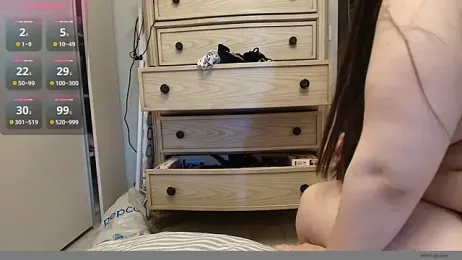 Layla- stripchat stream image, 05.05.2025 09:00