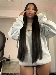 aly_golden_ stripchat stream image, 05.05.2025 08:10