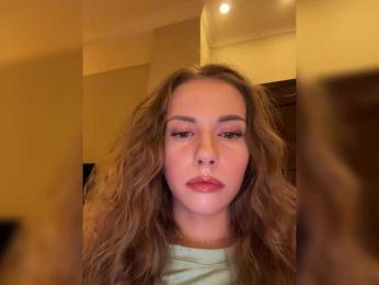 VikkiExtraCheese bongacams stream image