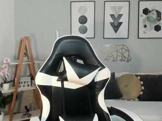 lenastyles camsoda stream image