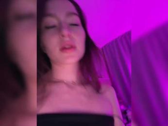 whiteTEA bongacams stream image