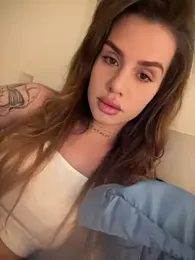 EmiliaCatalina stripchat stream image