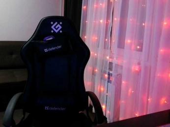 AlicaShine bongacams stream image