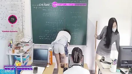 _Math_ stripchat stream image, 08.02.2025 04:30