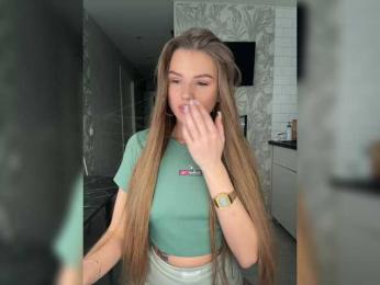 SweetyMia bongacams stream image, 12.05.2025 07:50