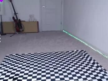 petitebrat chaturbate stream image, 12.05.2025 14:20