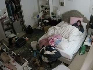 voyeurcam-hornyhostel-02 camsoda stream image