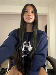 aly_golden_ stripchat stream image, 14.05.2025 07:00