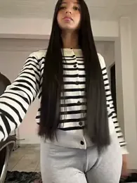 aly_golden_ stripchat stream image, 18.05.2025 08:00